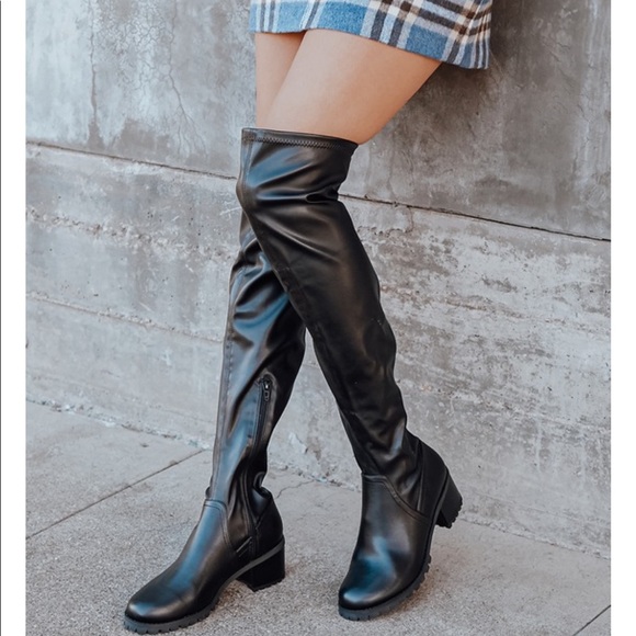 NEW WITH BOX Lulus Over the Knee Boots in Black - Picture 1 of 10